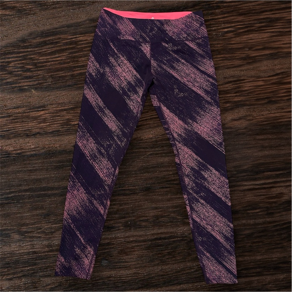 Tuff Athletics Women's Purple and Pink Leggings